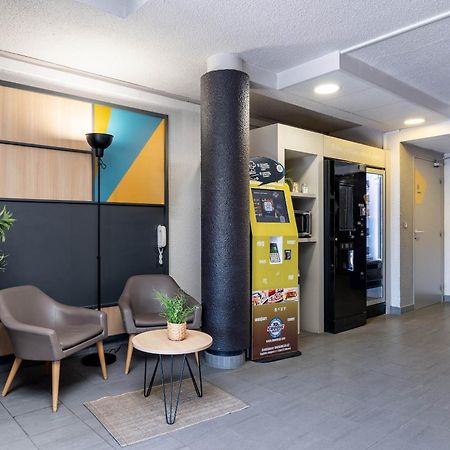B&B Hotel Lille Lezennes Stade Pierre Mauroy Esterno foto